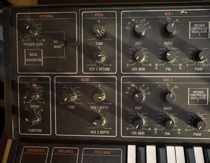 Yamaha-CS15 w/ Don Solaris mods & Yam case